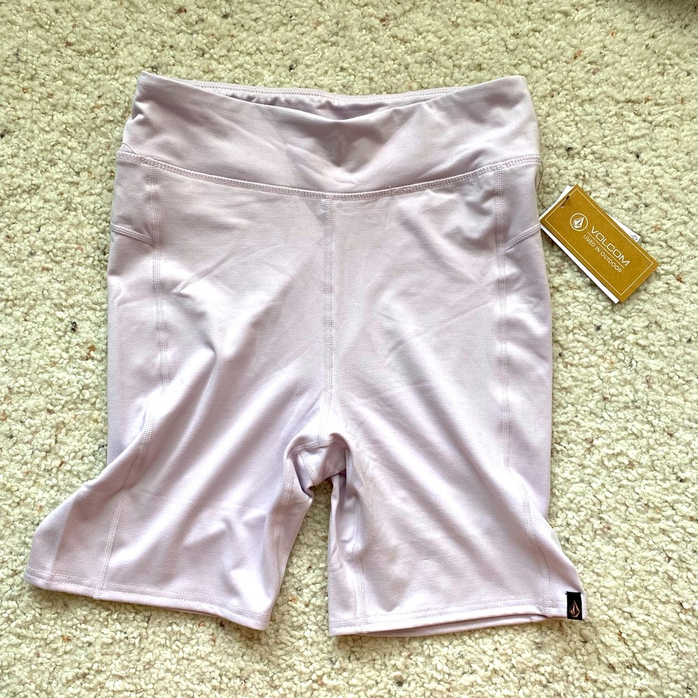 New Volcom Bike Shorts Size Small - Lavender
